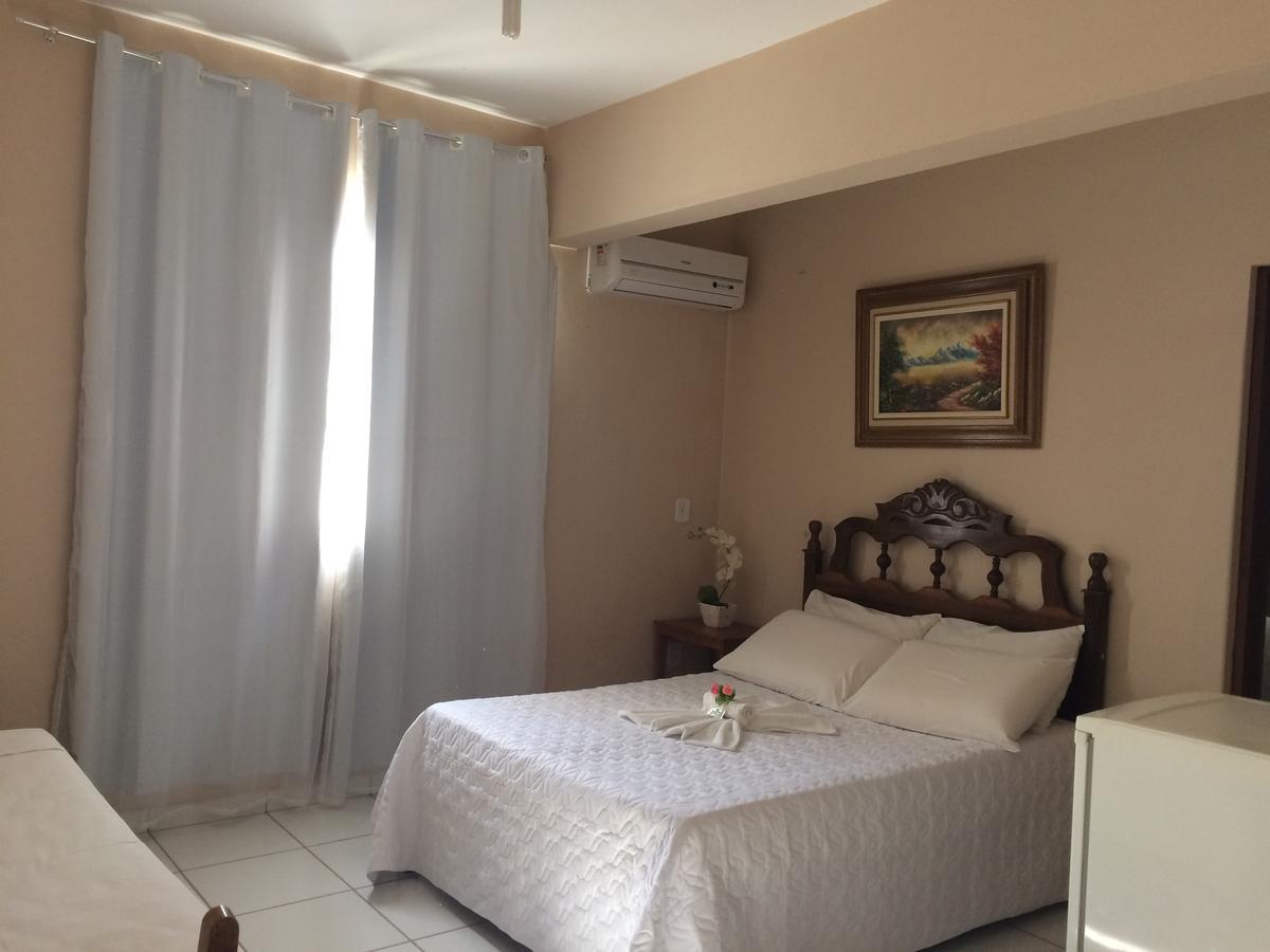 Hotel Vale Verde Santa Maria do Suaçuí Zewnętrze zdjęcie